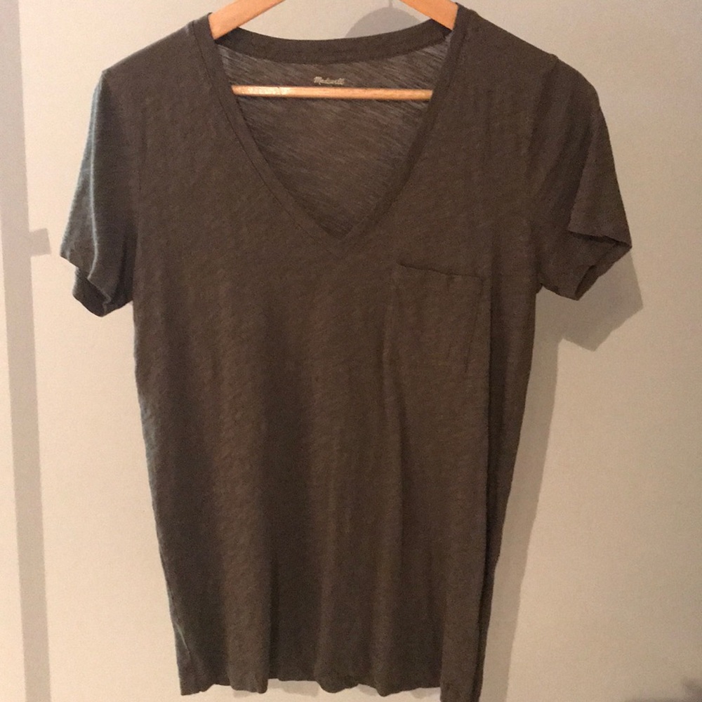 short sleeve hunter green tee shirt